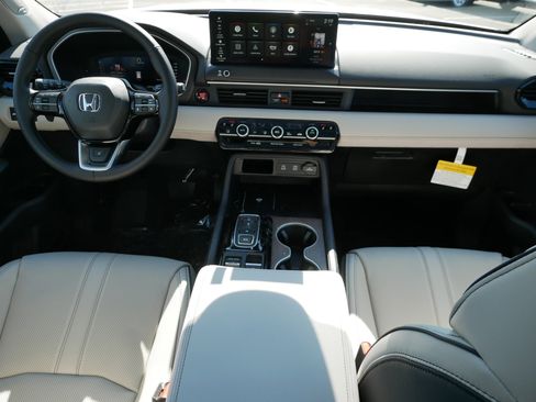 New 2026 Honda Pilot Elite image 10