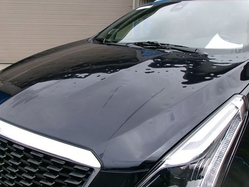 Used 2021 Cadillac XT5 Premium Luxury w/ LPO, Floor Liner Package image 2