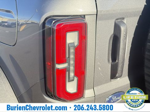 Used 2022 Ford Bronco Wildtrak image 39