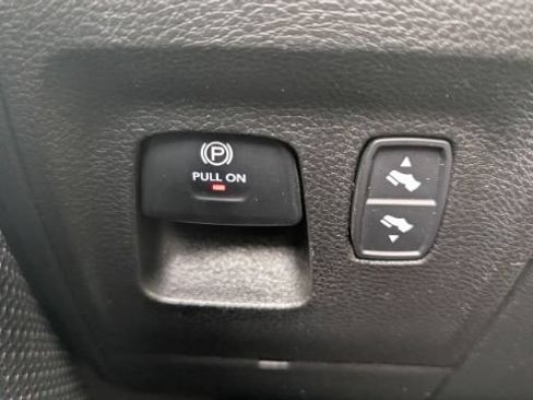 Used 2021 RAM 1500 Big Horn w/ Trailer Tow Group AWD/4WD image 33