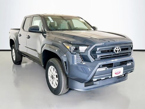 New 2026 Toyota Tacoma SR5 RWD image 3