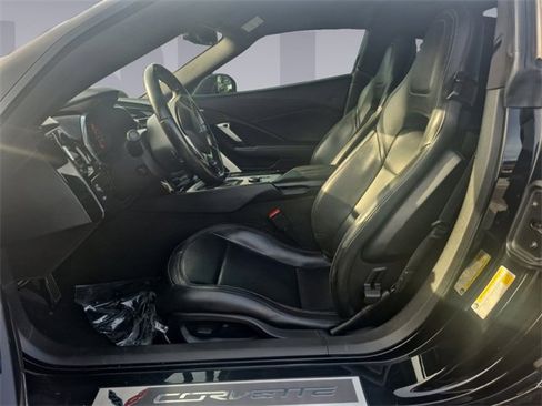 Used 2018 Chevrolet Corvette Stingray image 10