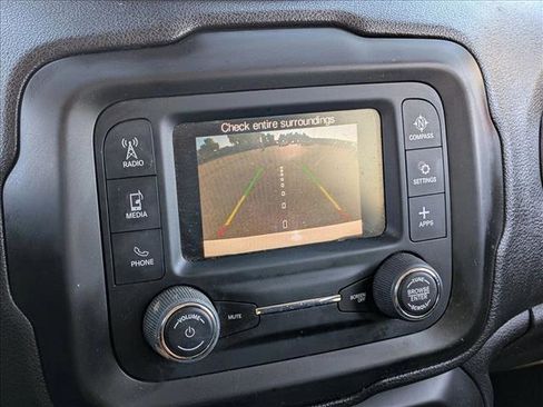 Used 2018 Jeep Renegade Sport w/ Power & Air Group image 13