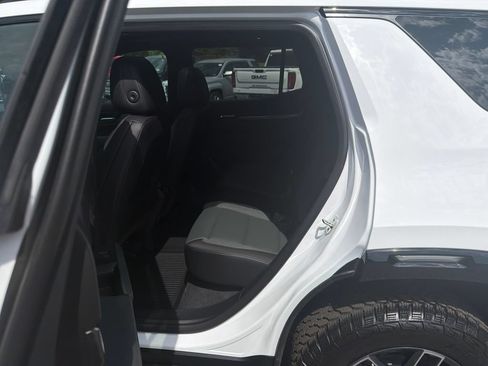 New 2026 GMC Terrain AT4 w/ Convenience Package III AWD/4WD image 21