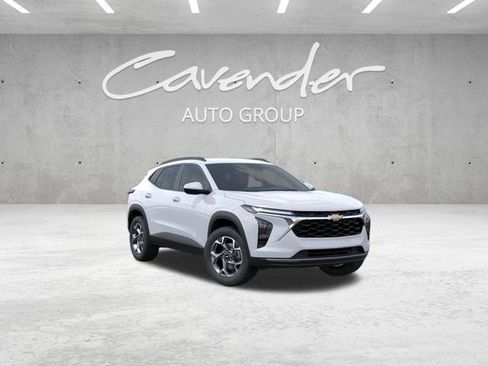 New 2026 Chevrolet Trax LT FWD image 1