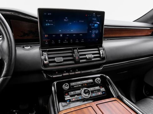 Used 2022 Lincoln Navigator L Black Label image 26