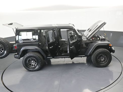Used 2022 Jeep Wrangler Unlimited Sport w/ Xtreme Recon 35" Tire Package AWD/4WD image 70