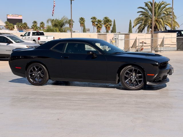 Used 2020 Dodge Challenger GT w/ Blacktop Package RWD image 4