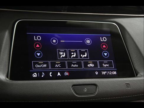 Used 2019 Cadillac XT4 Premium Luxury w/ Cold Weather Package AWD/4WD image 13