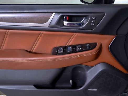 Used 2018 Subaru Outback 2.5i Touring w/ Protection Package #1 AWD/4WD image 16