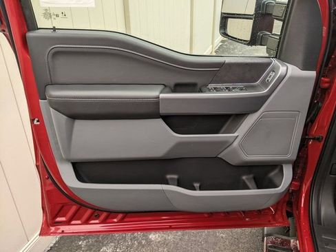 Used 2025 Ford F150 XLT w/ Equipment Group 302A MID image 23