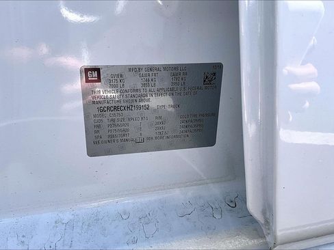 Used 2017 Chevrolet Silverado 1500 LT w/ All Star Edition image 27