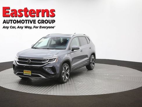 Used 2023 Volkswagen Taos SEL AWD/4WD image 54