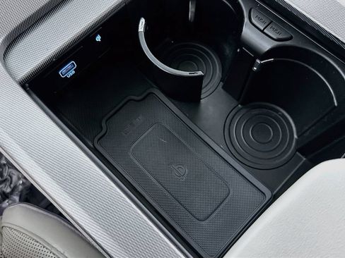 Used 2022 Hyundai Palisade Limited FWD image 33