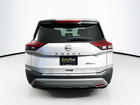 Used 2023 Nissan Rogue SV AWD/4WD image 7