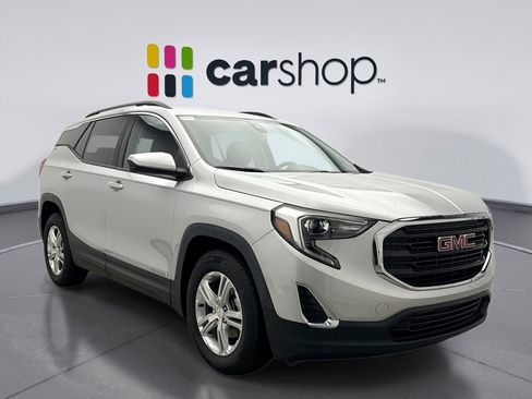 Used 2020 GMC Terrain SLE w/ Driver Convenience Package image 7