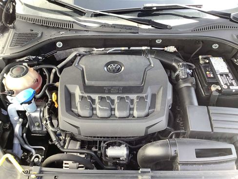 Used 2020 Volkswagen Passat 2.0T R-Line FWD image 8