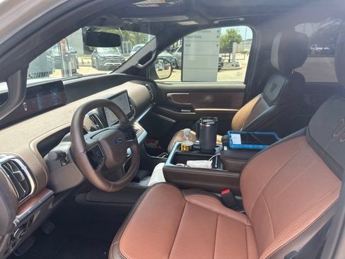 Used 2026 Ford Expedition King Ranch AWD/4WD image 2