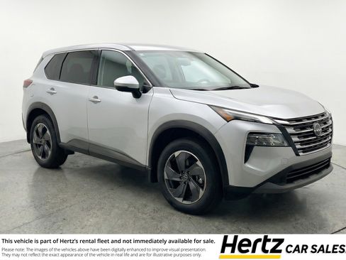 Used 2025 Nissan Rogue SV FWD image 1