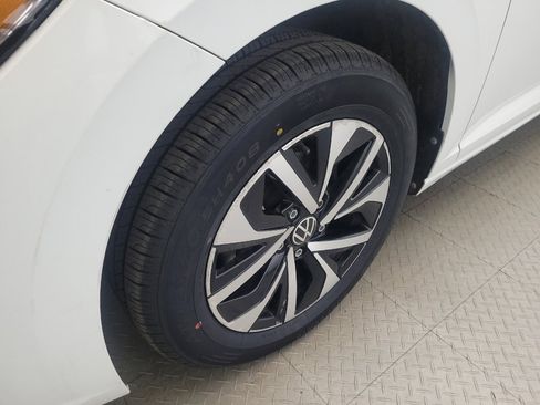 Used 2024 Volkswagen Jetta S FWD image 31
