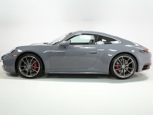 Used 2024 Porsche 911 Carrera 4S AWD/4WD image 2
