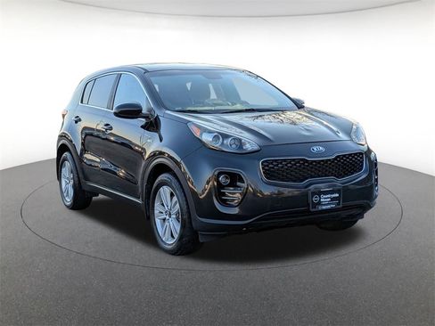 Used 2018 Kia Sportage LX image 3