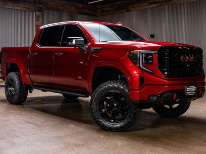 Used 2025 GMC Sierra 1500 AT4 w/ AT4 Premium Package