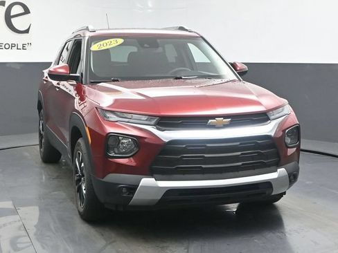 Used 2023 Chevrolet TrailBlazer LT AWD/4WD image 45
