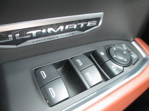 Used 2024 GMC Sierra 1500 Denali Ultimate image 31