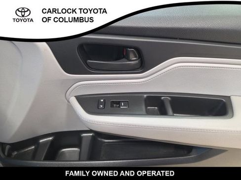 Used 2018 Honda Odyssey EX image 21