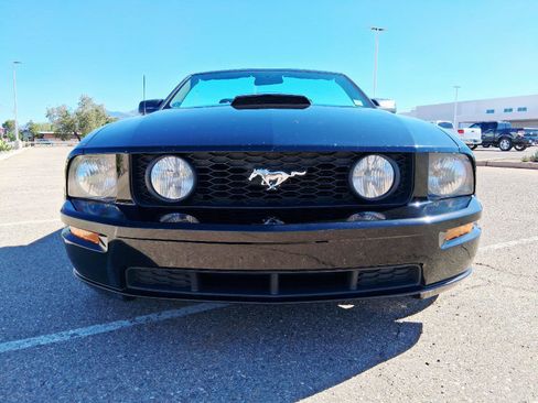 Used 2007 Ford Mustang GT RWD image 7