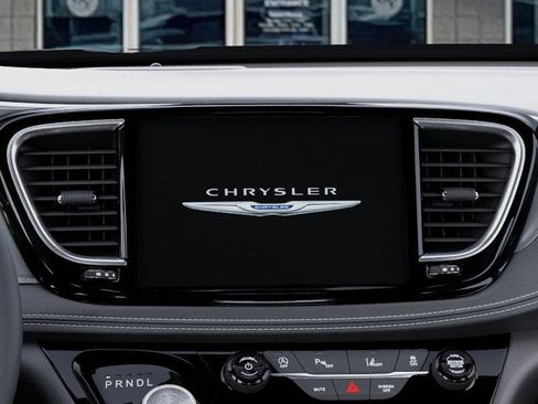 New 2026 Chrysler Pacifica Limited AWD/4WD image 21