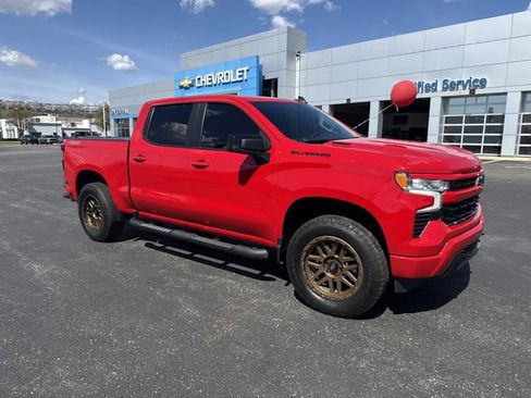 Used 2023 Chevrolet Silverado 1500 RST w/ LPO, Dark Essentials Package AWD/4WD image 7