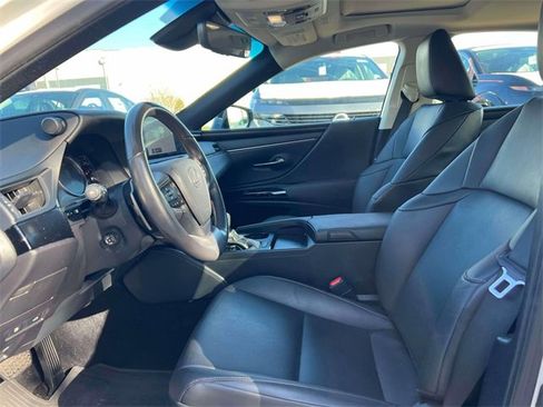 Used 2023 Lexus ES 350 w/ Premium Package image 16