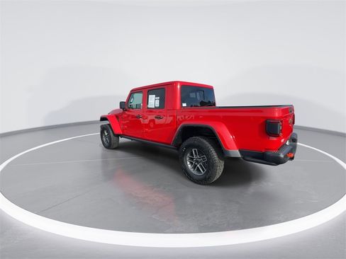 Used 2024 Jeep Gladiator Mojave image 6