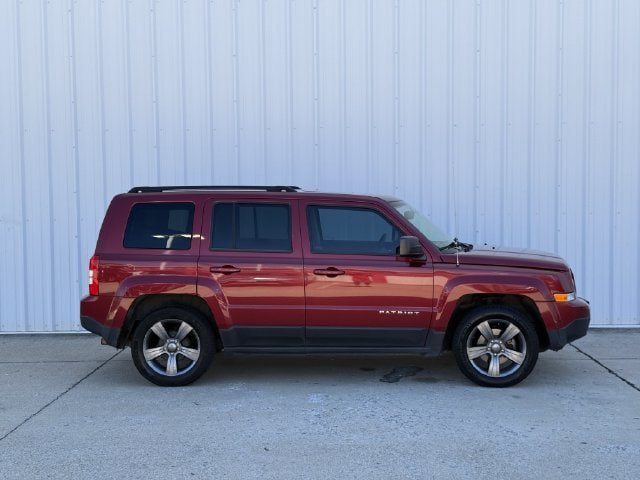 Used 2015 Jeep Patriot High Altitude FWD image 3