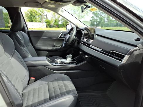 Used 2025 Mitsubishi Outlander SE AWD/4WD image 13
