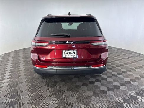 Used 2024 Jeep Grand Cherokee Limited 4xe w/ Trailer Tow Package AWD/4WD image 8