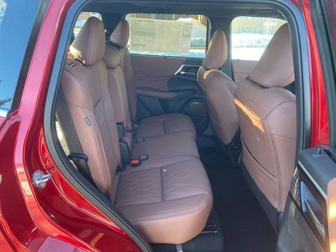 New 2026 Mitsubishi Outlander SEL image 27