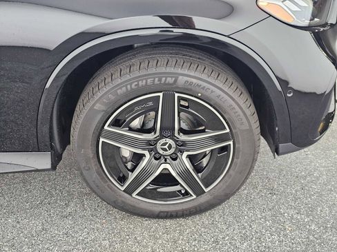 New 2026 Mercedes-Benz GLC 300 image 9