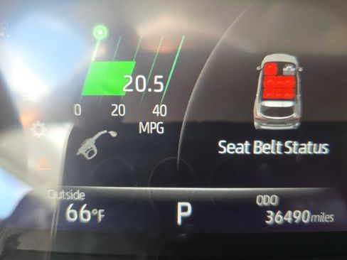 Used 2023 Toyota Highlander XLE image 18