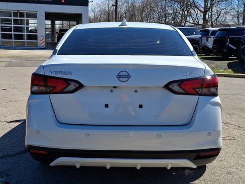 Used 2025 Nissan Versa SV w/ Trunk Package image 5