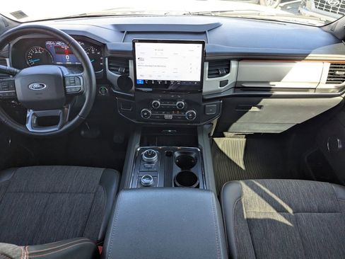 Used 2022 Ford Expedition Timberline image 14