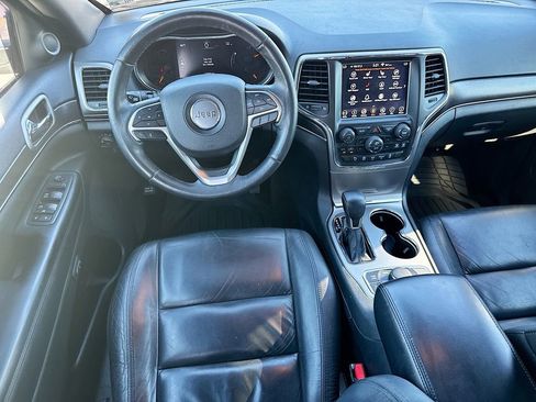 Used 2018 Jeep Grand Cherokee Limited image 20