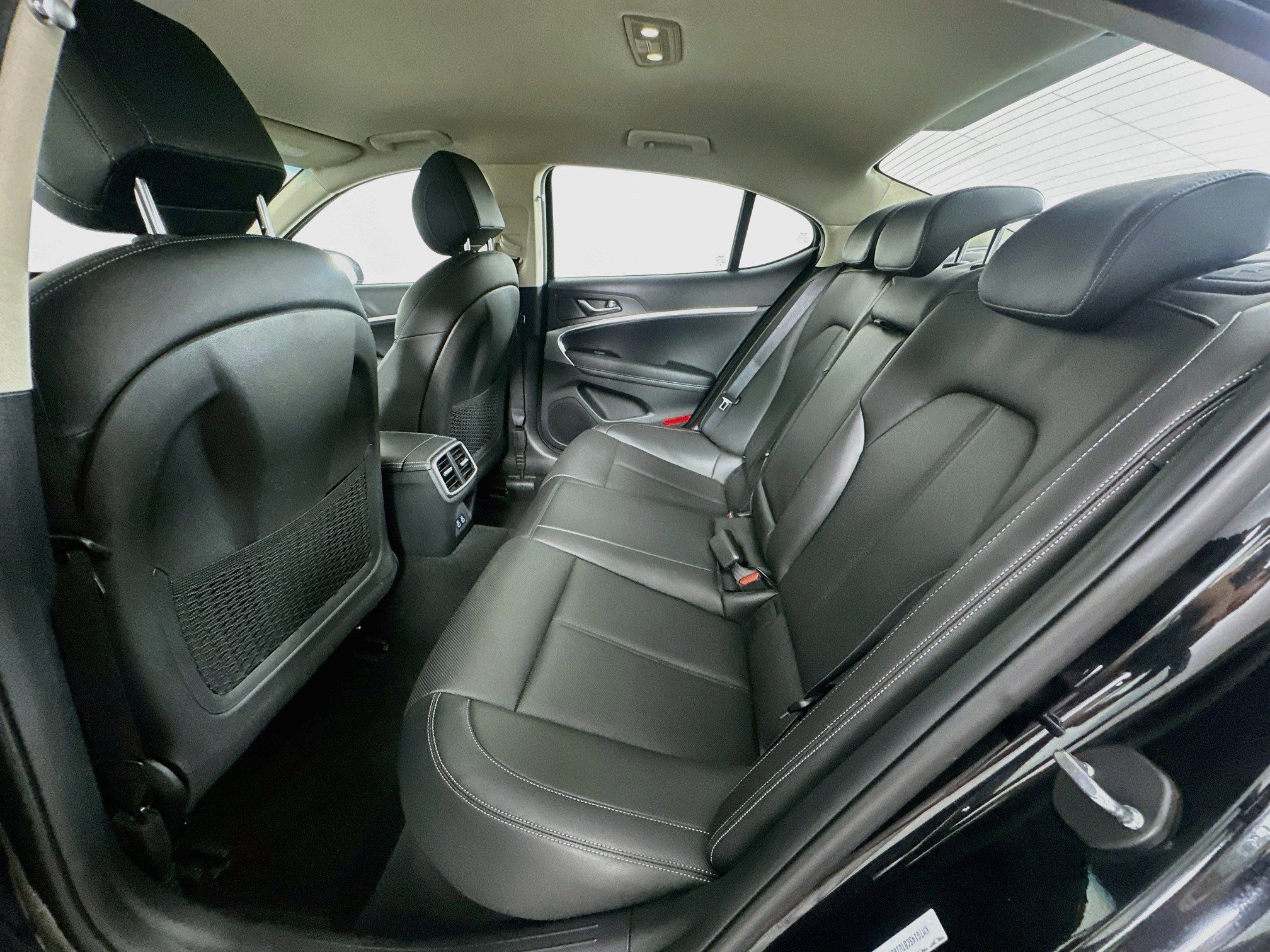 Used 2026 Genesis G70 2.5T RWD image 27