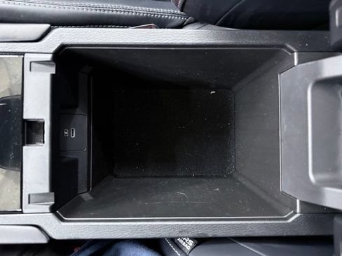 Used 2025 Mitsubishi Outlander SE FWD image 30