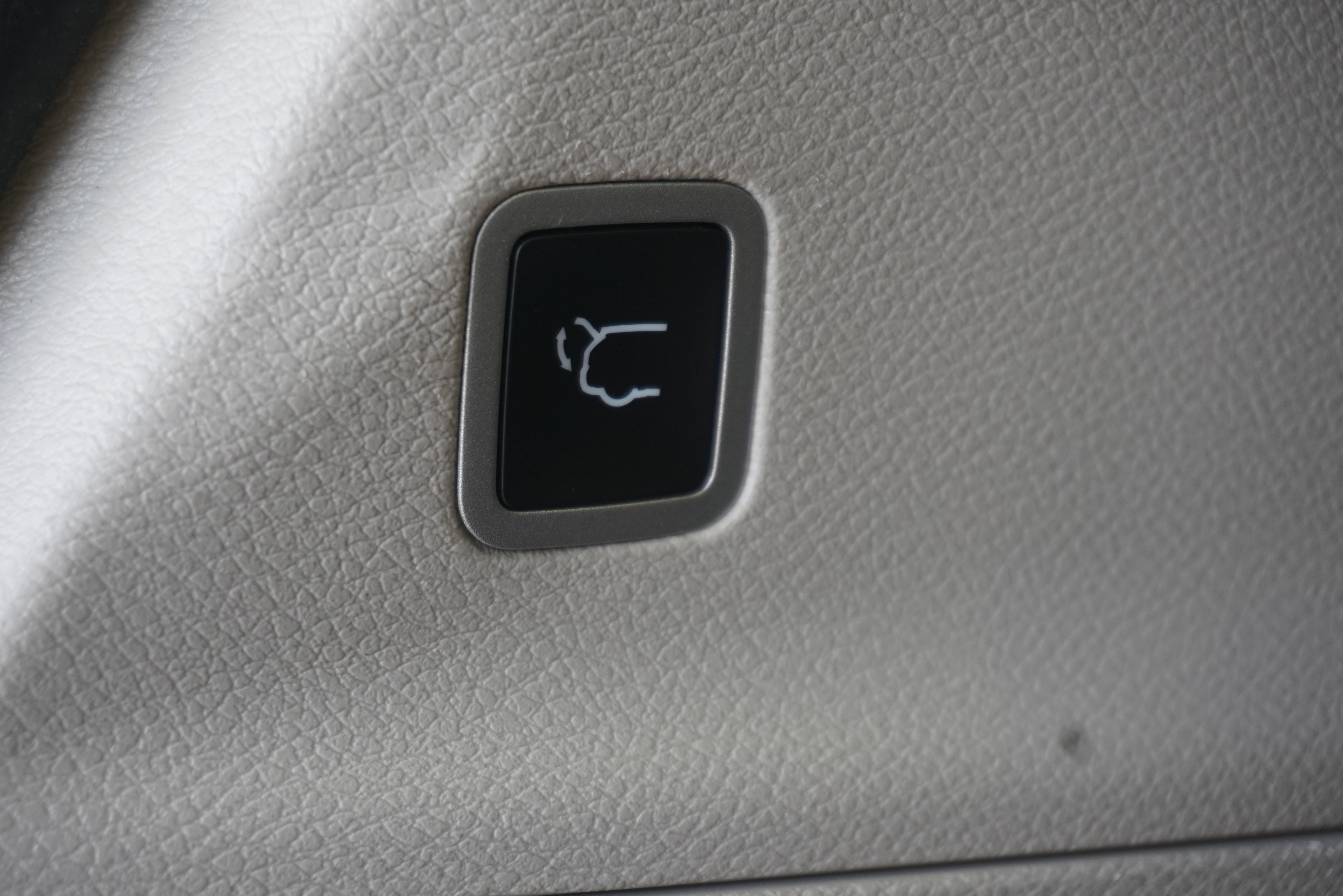 Used 2023 Chrysler Pacifica Touring-L FWD image 27