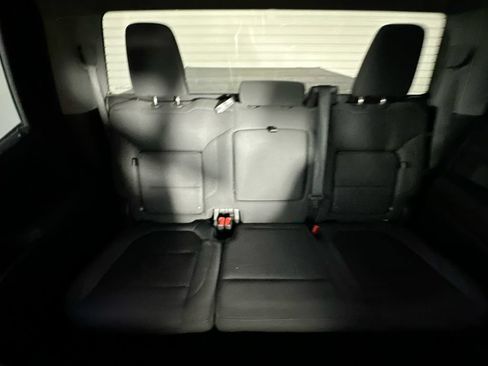 Used 2020 Chevrolet Silverado 1500 LT Trail Boss w/ Convenience Package AWD/4WD image 12