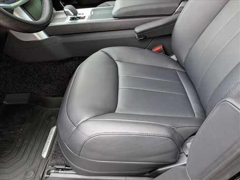 New 2026 Land Rover Range Rover Autobiography AWD/4WD image 4