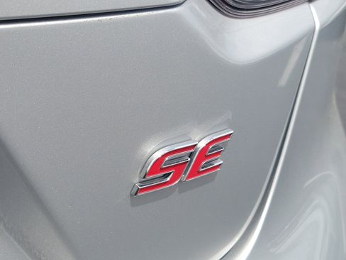 Certified 2025 Toyota Corolla SE FWD image 9